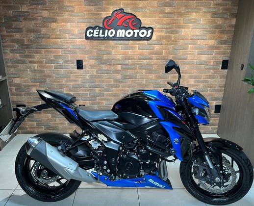 SUZUKI GSX-S750A 